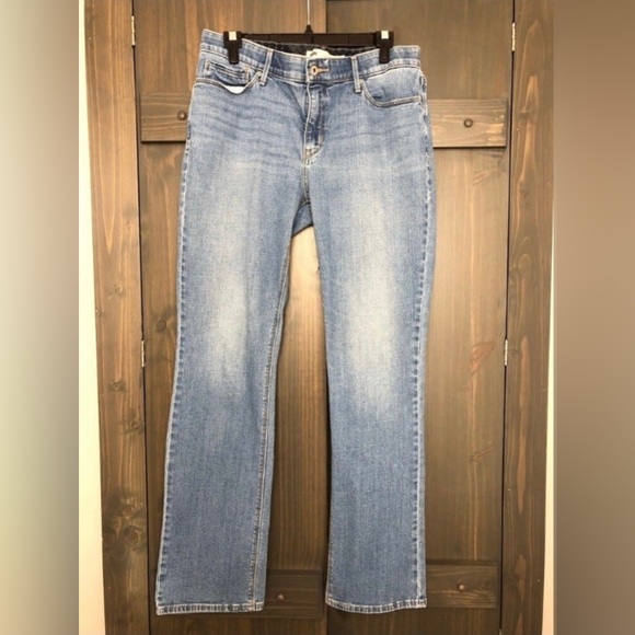 Lee Denim - Levi’s 525 perfect waist light wash jeans size 12